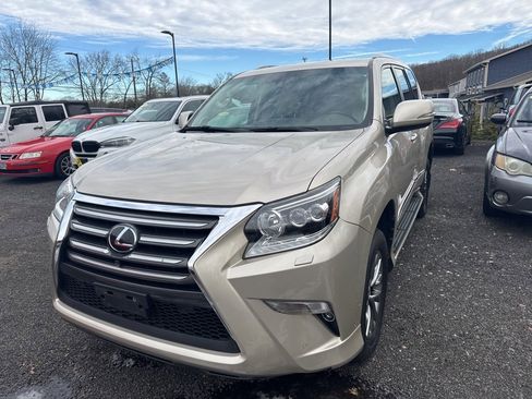 Used 2014 Lexus GX 460 Luxury image 2