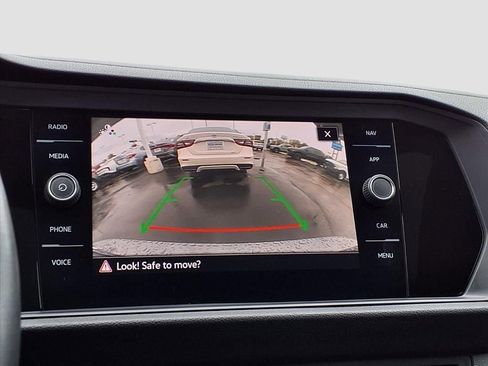 Used 2024 Volkswagen Jetta SEL image 21