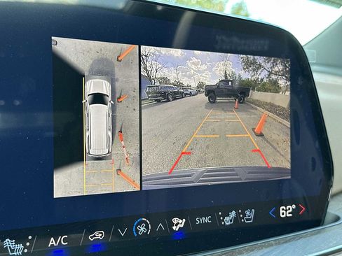 New 2026 Chevrolet Suburban High Country image 23