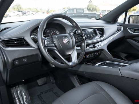 Used 2023 Buick Enclave Essence image 16