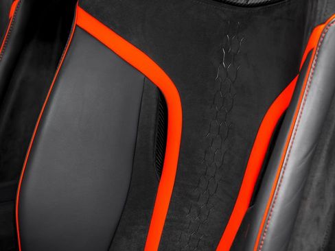 Used 2023 Lamborghini Huracan Tecnica RWD image 21