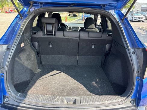 Used 2021 Honda HR-V Sport image 10