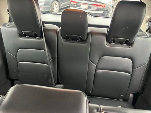 Used 2023 Nissan Pathfinder SL w/ Cargo Package image 22