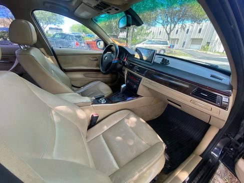 Used 2011 BMW 328i Sedan RWD image 26