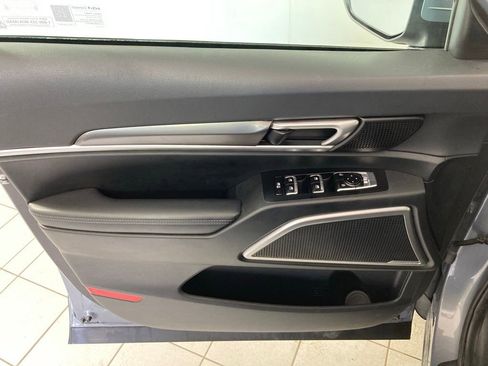 Used 2025 Kia Telluride S AWD/4WD image 14