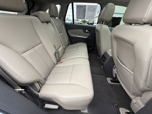 Used 2014 Ford Edge SEL w/ Equipment Group 205A AWD/4WD image 32