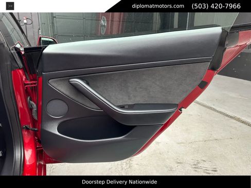 Used 2023 Tesla Model 3 Performance image 25