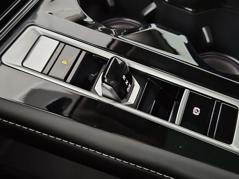 New 2026 Volkswagen Atlas SEL Premium R-Line AWD/4WD image 34