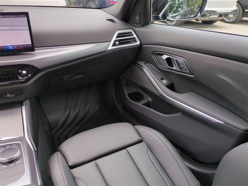 New 2025 BMW 330i Sedan w/ M Sport Package image 15