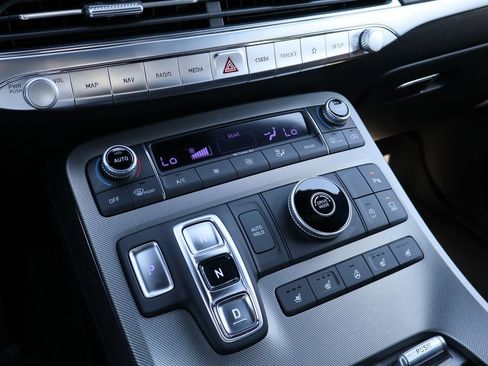 Used 2022 Hyundai Palisade Calligraphy w/ Cargo Package image 16