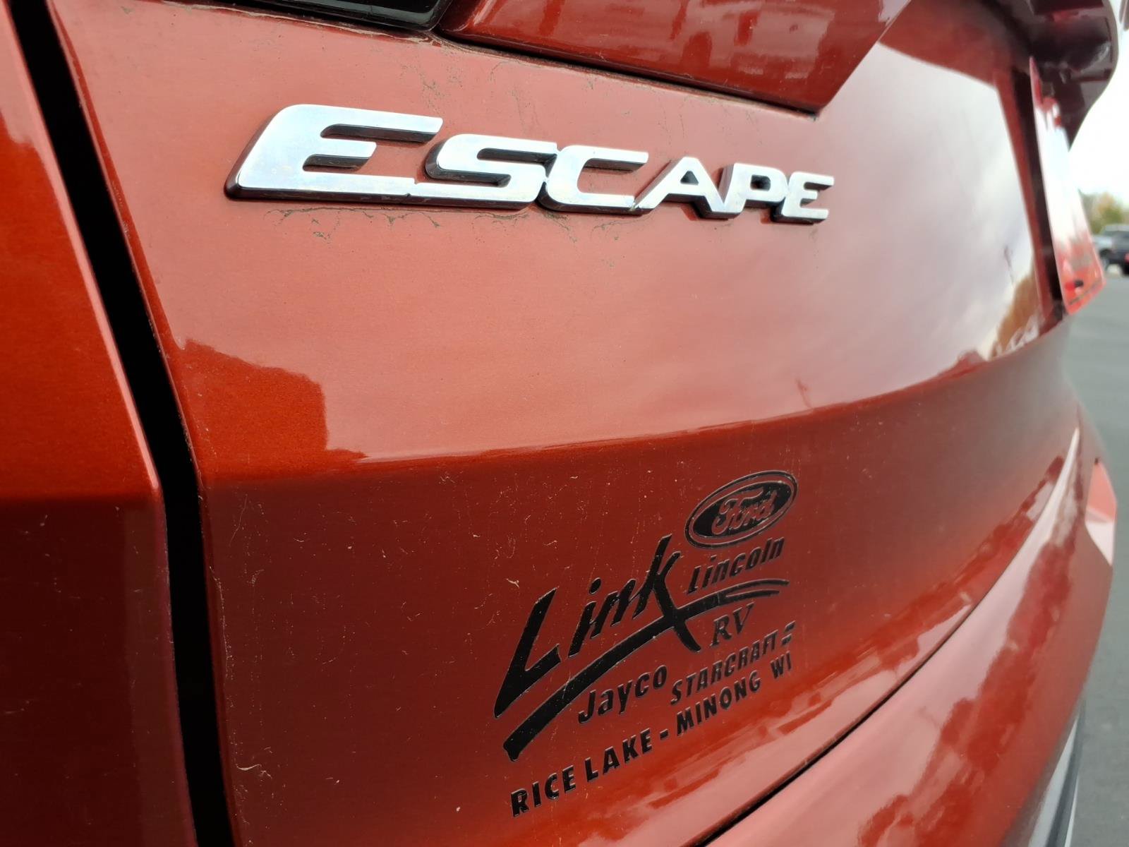 Used 2019 Ford Escape SE AWD/4WD image 4
