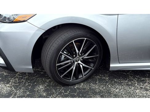 Certified 2024 Toyota Camry SE FWD image 11