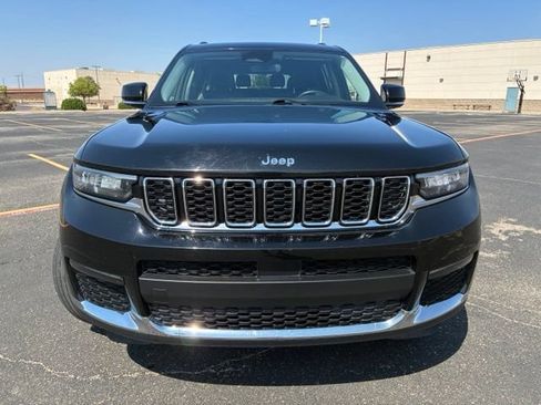 Used 2022 Jeep Grand Cherokee L Limited w/ Trailer Tow Group (B) AWD/4WD image 9