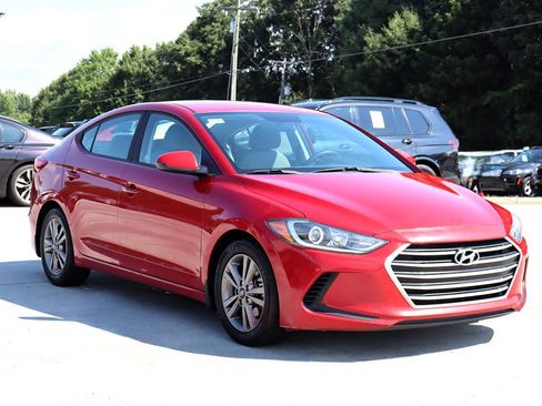 Used 2017 Hyundai Elantra SE FWD image 9
