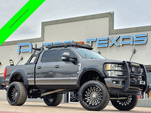 Used 2017 Ford F250 Lariat w/ Lariat Value Package image 1