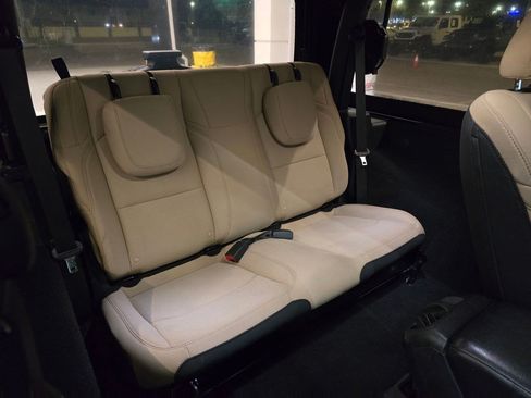 Used 2020 Jeep Wrangler Sport AWD/4WD image 32