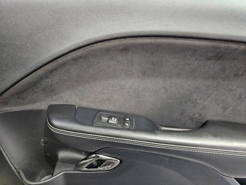 Used 2016 Dodge Challenger SRT Hellcat RWD image 6
