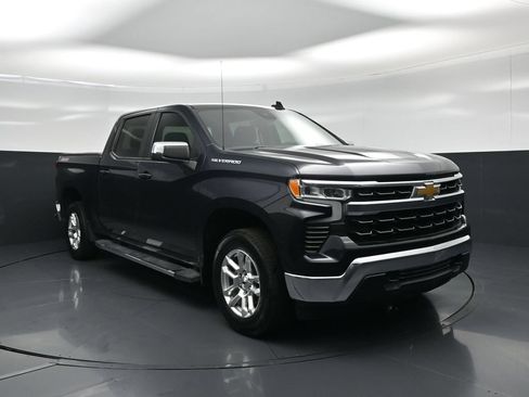 Used 2023 Chevrolet Silverado 1500 LT AWD/4WD image 52