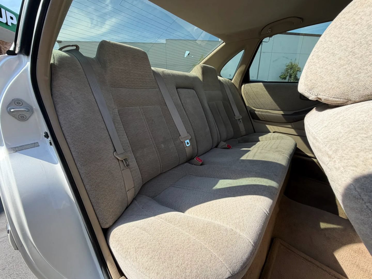 Used 1999 Toyota Avalon XL FWD image 26