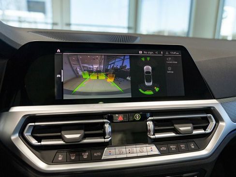 Used 2023 BMW M4 xDrive Competition w/ Executive Package image 31