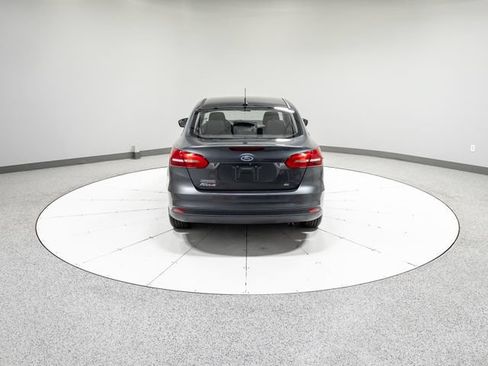 Used 2018 Ford Focus SE FWD image 30