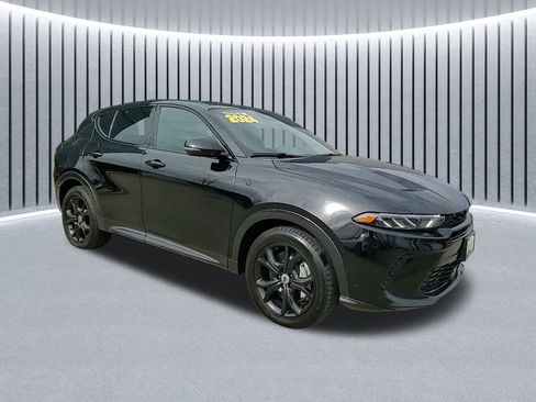 Used 2024 Dodge Hornet R/T Plus w/ R/T Blacktop Package image 2