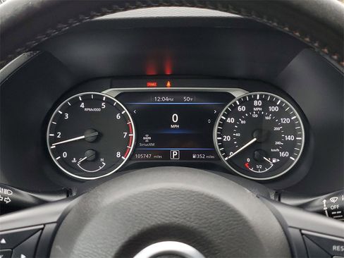 Used 2022 Nissan Sentra SR w/ SR Premium Package image 23