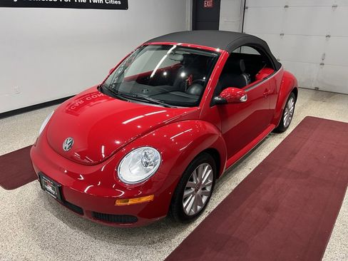 Used 2009 Volkswagen Beetle S image 44