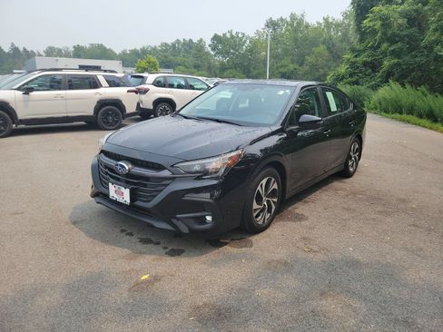 Certified 2024 Subaru Legacy Premium AWD/4WD image 1