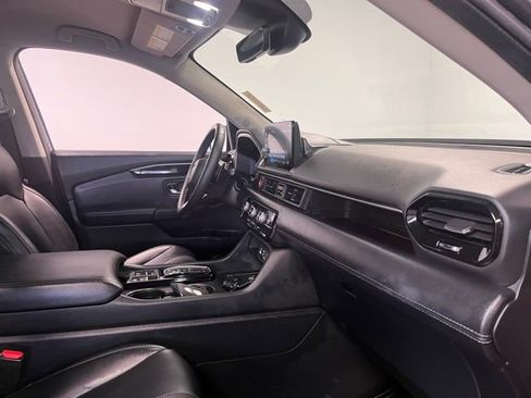 Used 2024 Honda Pilot EX-L image 11