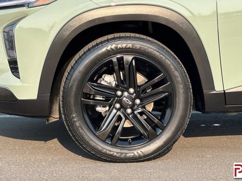 Certified 2024 Chevrolet Trax ACTIV w/ Driver Confidence Package FWD image 31