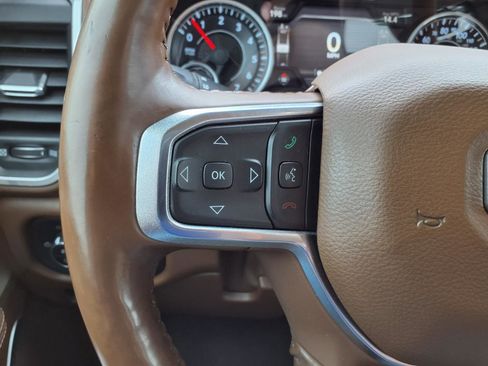Used 2019 RAM 1500 Laramie RWD image 21