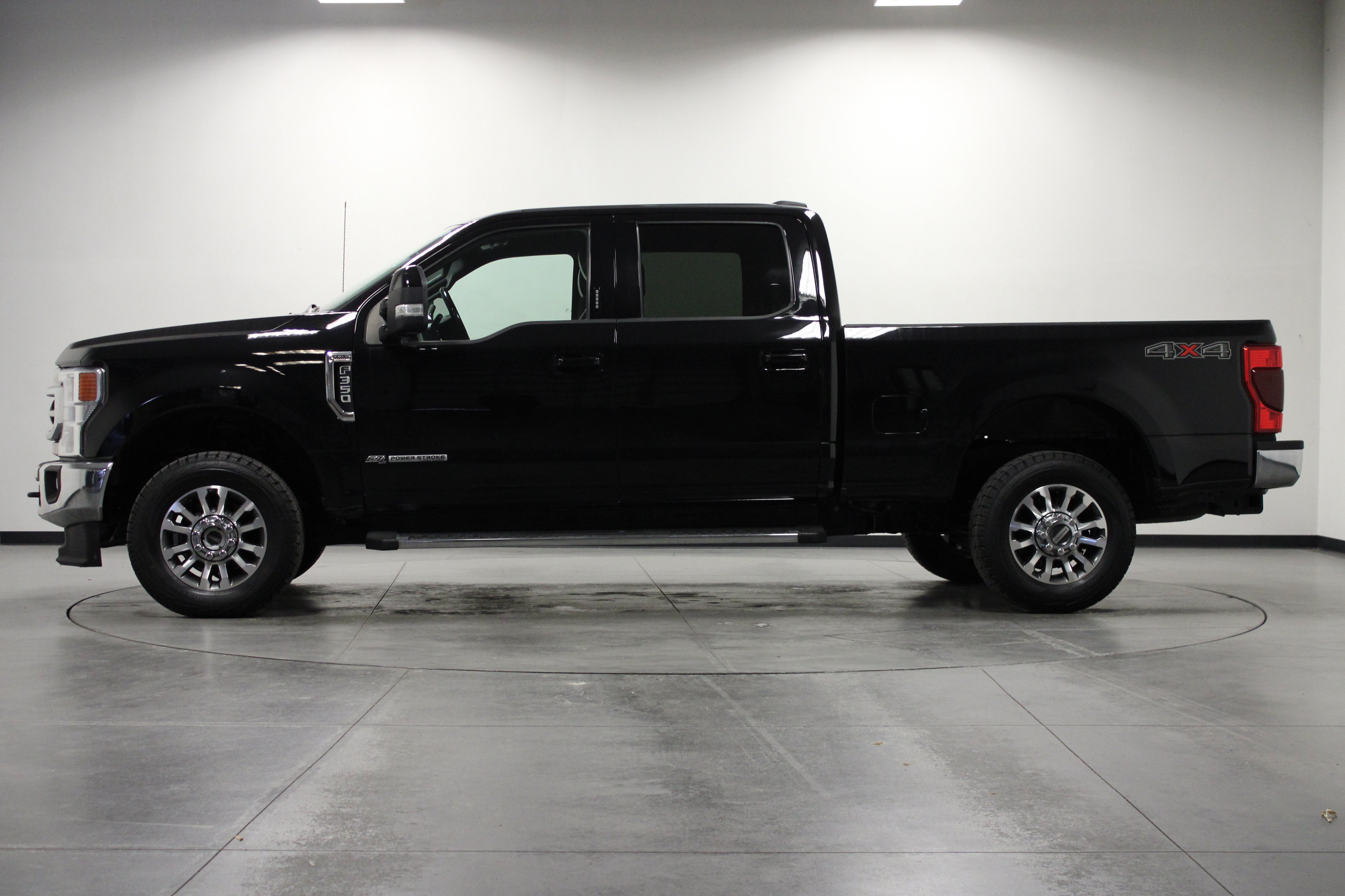 Used 2022 Ford F350 Lariat AWD/4WD image 7