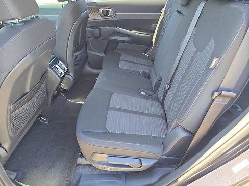 New 2026 Kia Sorento LX FWD image 16