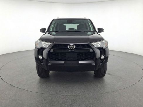 Used 2025 Toyota 4Runner SR5 image 2