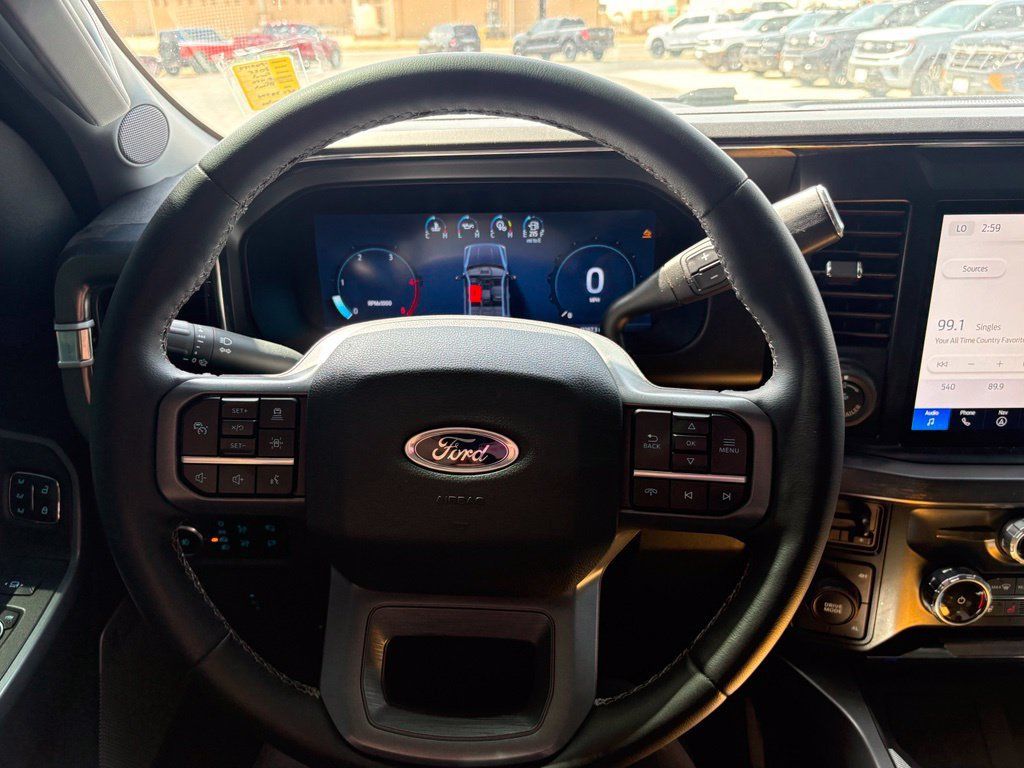 Used 2025 Ford F450 Lariat w/ Lariat Ultimate Package AWD/4WD image 18