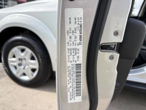 Used 2012 Dodge Journey SE FWD image 7