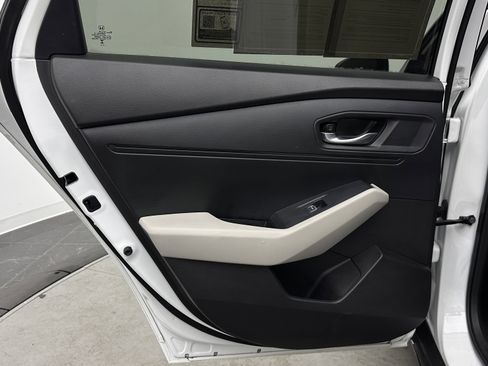Used 2025 Honda Accord SE image 25
