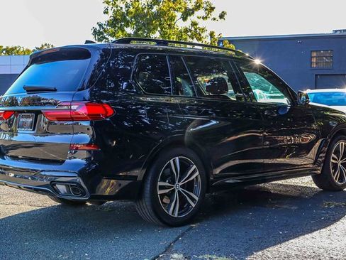Used 2022 BMW X7 xDrive40i w/ M Sport Package image 6