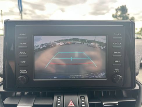Used 2019 Toyota RAV4 XLE Premium w/ All Weather Liner Package AWD/4WD image 17
