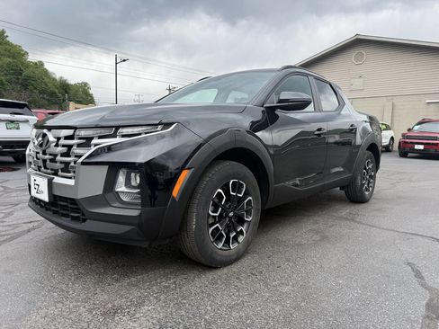 Used 2023 Hyundai Santa Cruz SEL w/ Activity Package AWD/4WD image 4