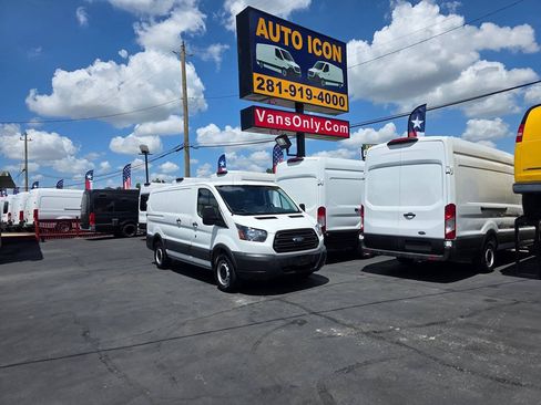 Used 2017 Ford Transit 150 130 Low Roof RWD image 25
