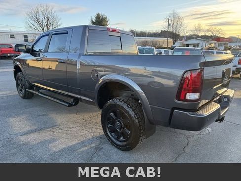 Used 2018 RAM 2500 Laramie w/ Sport Appearance Group image 4
