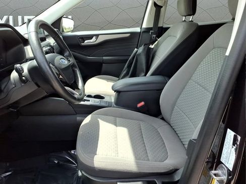 Used 2021 Ford Escape SE w/ Cold Weather Package AWD/4WD image 21