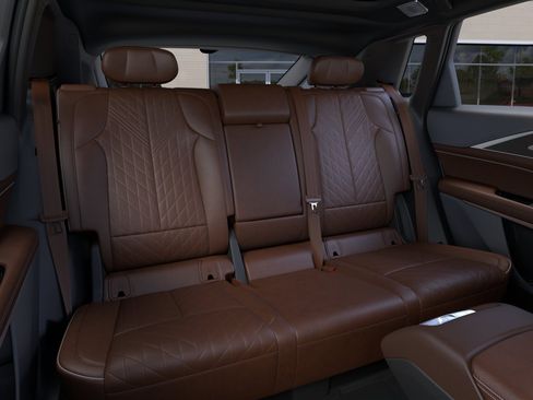 New 2027 Cadillac Lyriq V Premium w/ Exterior Carbon Fiber Package AWD/4WD image 17