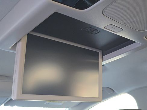 New 2026 Honda Odyssey Touring image 13