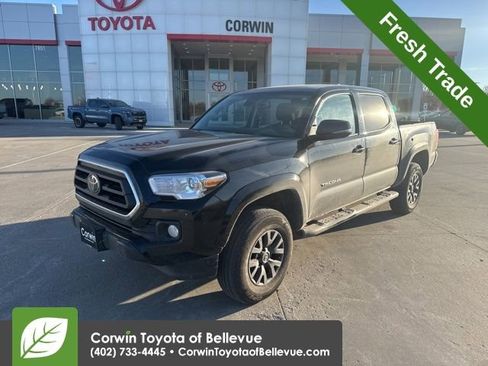 Used 2023 Toyota Tacoma SR5 w/ Technology Package image 8