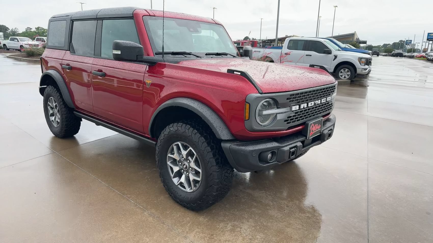 Used 2025 Ford Bronco Badlands AWD/4WD image 2