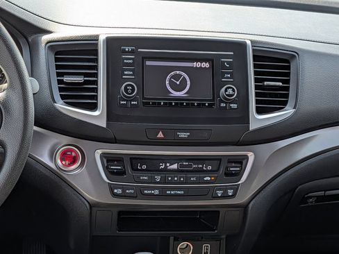 Used 2019 Honda Ridgeline Sport image 16