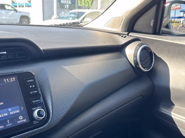 Used 2022 Nissan Kicks SV w/ Exterior Package FWD image 31